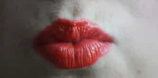 The Beginner’s Guide to Hooking Up on a Cruise Sexy lips