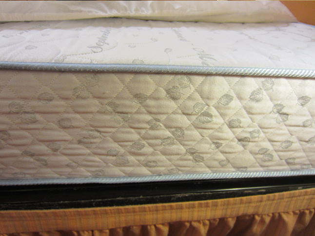 Cruise ship mattress