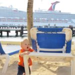 41 Must-Have Tips for Cruising With Babies, Toddlers, or Small Kids (From Someone That’s Done It) Child with cruise ship