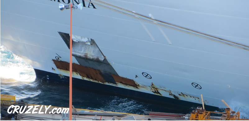 Photo of MSC Armonia damage after pier hit.