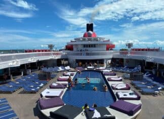Adults-Only: 5 Sexy Cruises You Can Take (With or Without Clothes)