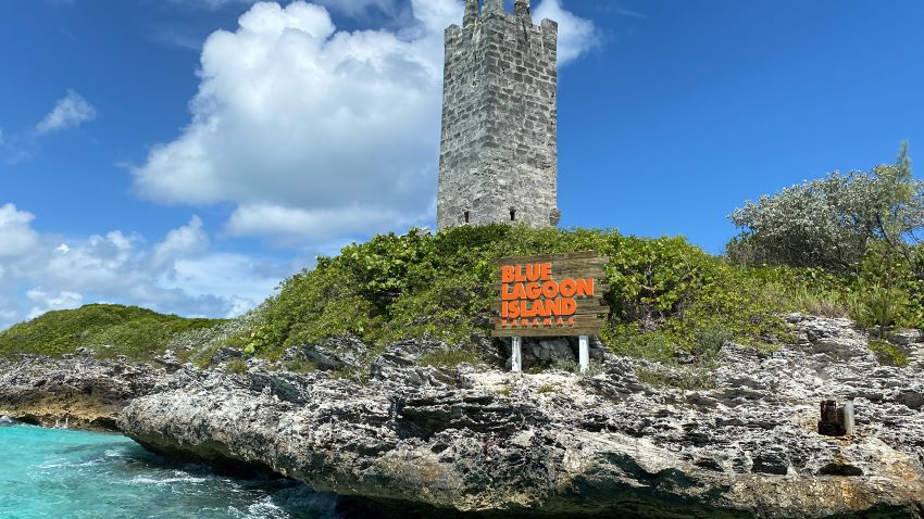 blue lagoon excursion in nassau