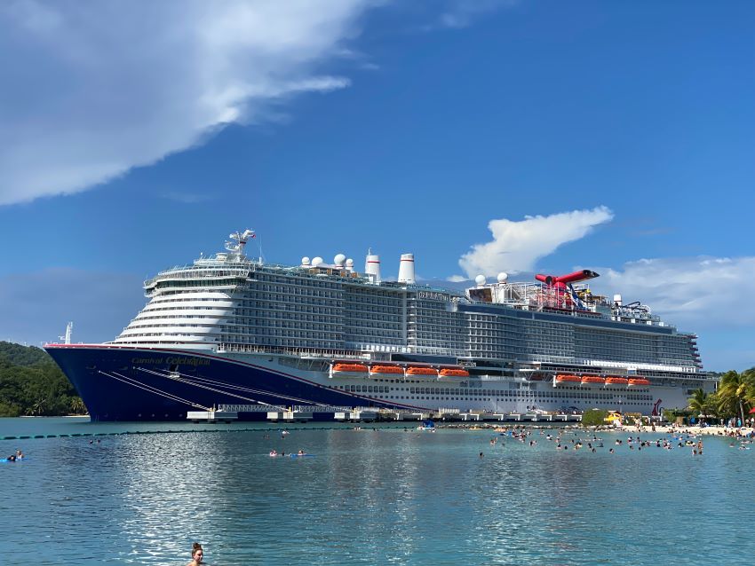 largest sail cruise ship