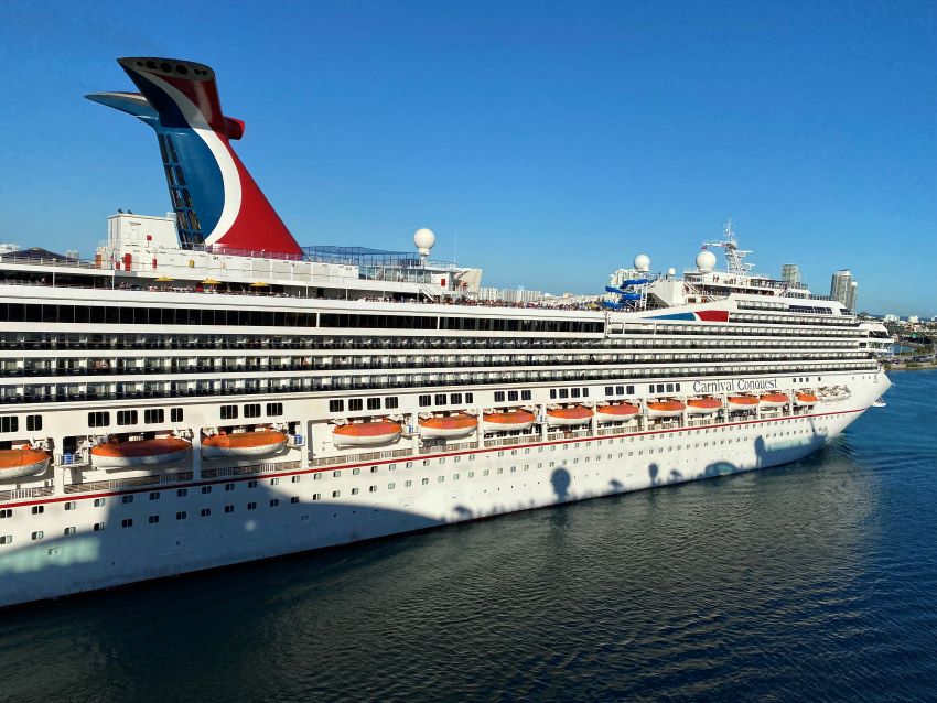 Carnival Conquest in Miami