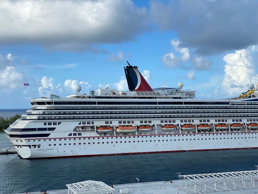 carnival cruise ship on fire