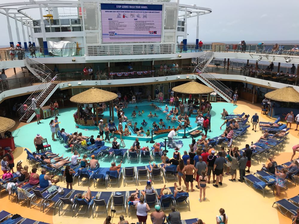 ice sculpting on a Carnival cruise ship