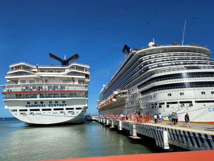 Difference between large and small Carnival cruise ship