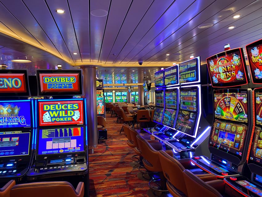 cruise ship casino tips