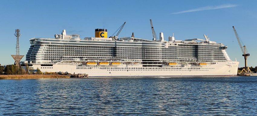 biggest cruise ship in america