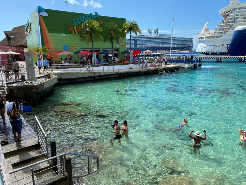 Swimming at Cozumel cruise pier