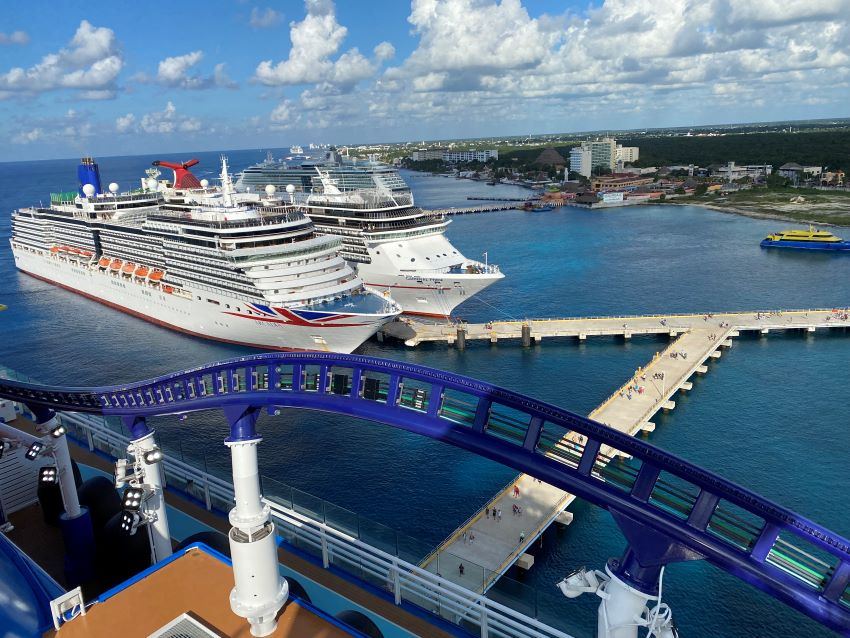 Multiple ports in Cozumel