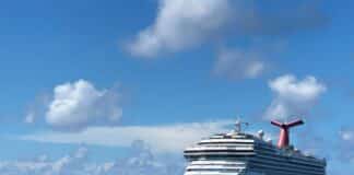 5 Everyday Things You CAN’T Wear on a Cruise