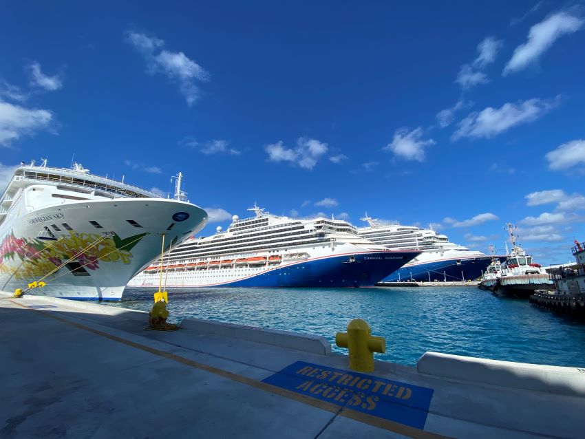 Cruise ships from Carnival and NCL docked in Nassau