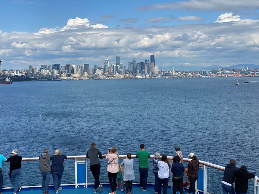 cruise ship in seattle