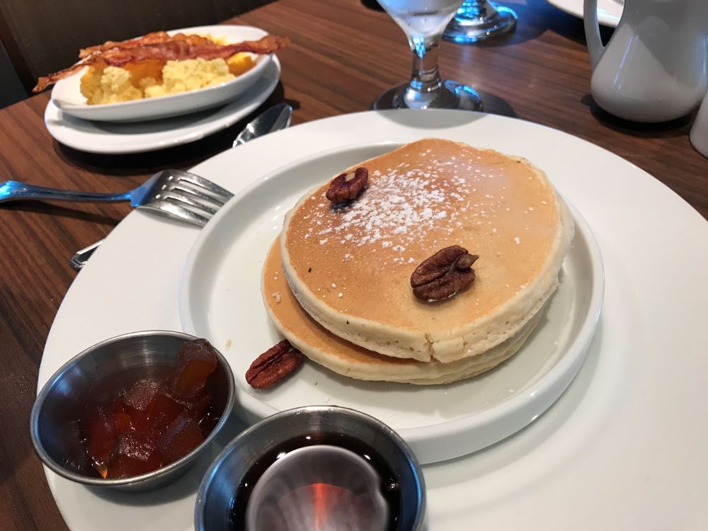 breakfast in dining room