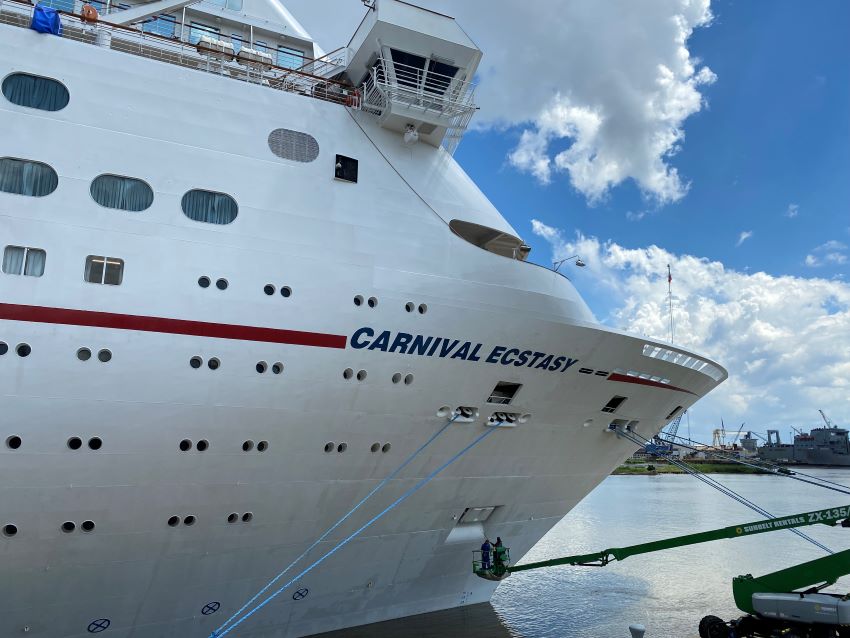 carnival cruise retired ships