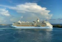 Royal Caribbean Drops Vaccine Rules… But Only For These Ports
