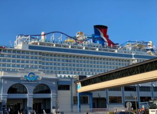 6 Easy Houston to Galveston Cruise Transport Options (Uber, Shuttles, Taxis, & More)