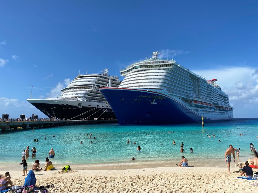 carnival cruise port in grand turk