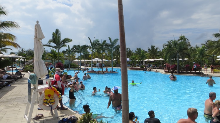 Pool on Harvest Caye island