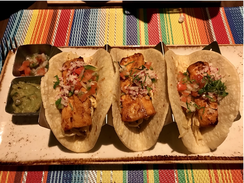 Tacos at Los Lobos