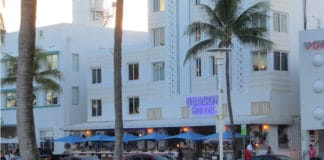 7 Miami Beach and South Beach Hotels with Free Parking Hotel with cars parked