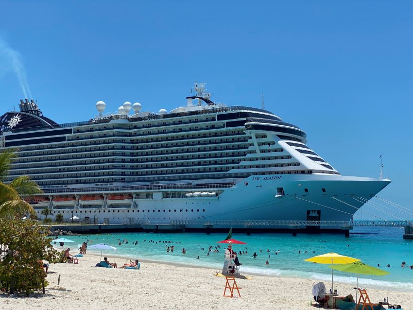 cruise ship private island bahamas