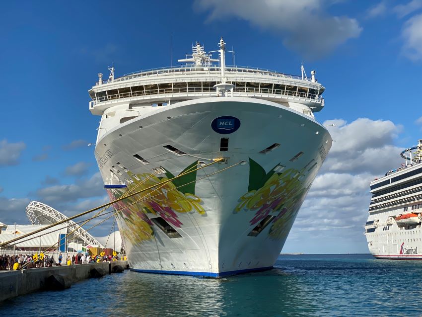 Norwegian ship in Nassau