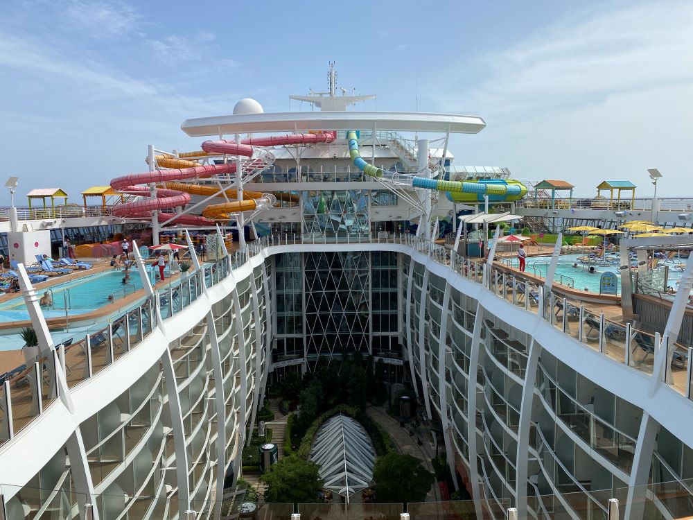 largest cruise ship that