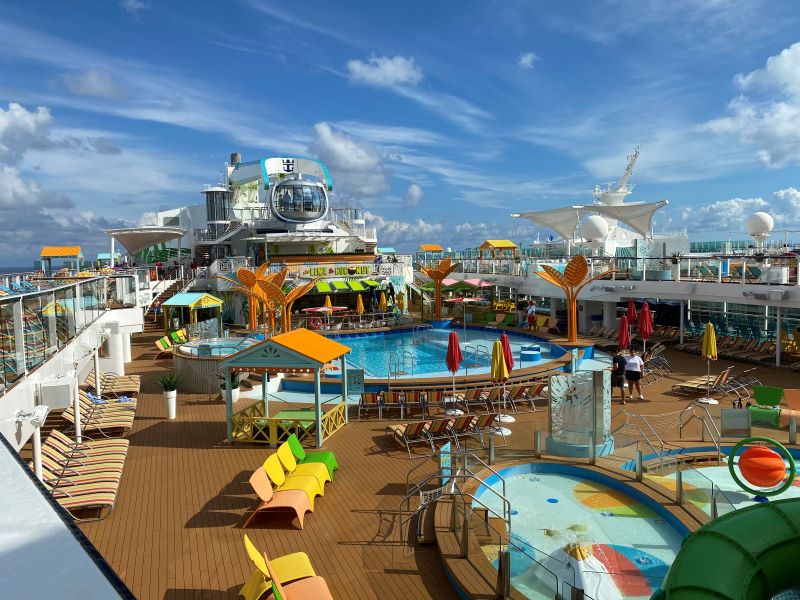 Odyssey of the Seas pool deck