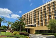 15+ Hotels With Cruise Shuttles Between Orlando and Port Canaveral A hotel in Orlando, Florida