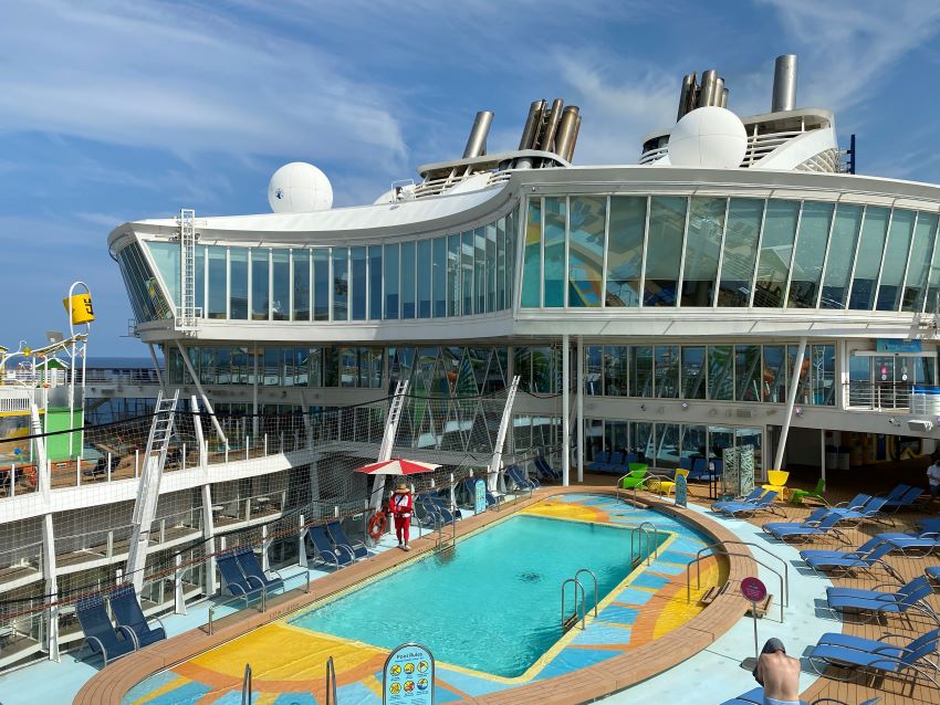 are disney cruise pools salt water