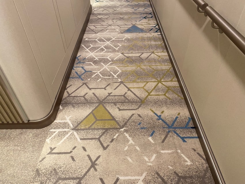 Waymarkers in carpet on NCL cruise ship.