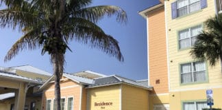 15+ Easy Port Canaveral Hotels With Cruise Shuttles to the Ship