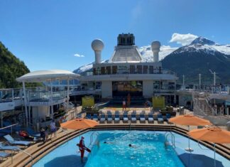 29 Must-Have Things to Pack for an Alaskan Cruise (11 You’d Never Think Of) Royal Caribbean ship in Alaska