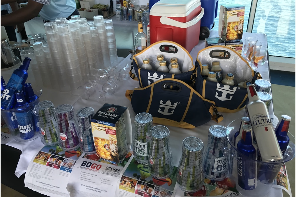 venda de pacotes de bebidas no Royal Caribbean ship