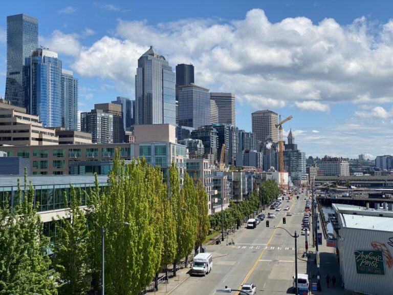 12+ Easy Seattle Hotels With Shuttles to the Cruise Ports