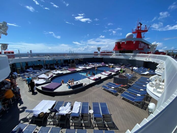 Sex on a Cruise: What to Know Before You Get Down | Cruzely.com