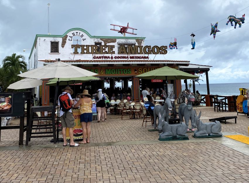 Three Amigos, Cozumel