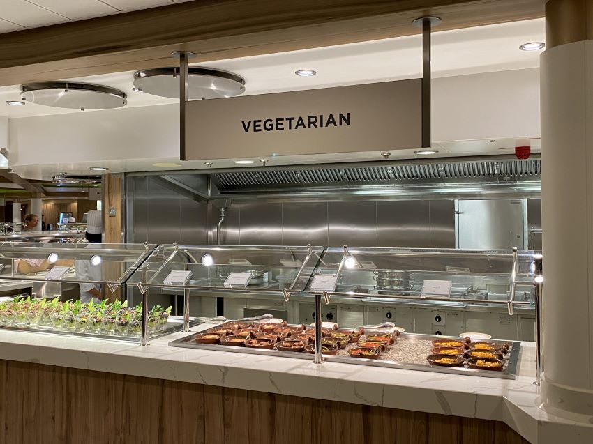 vegetarian food options on a cruise