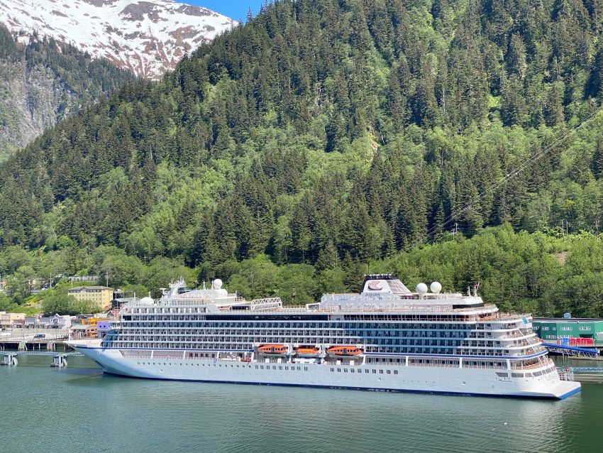 Viking ship on a long cruise