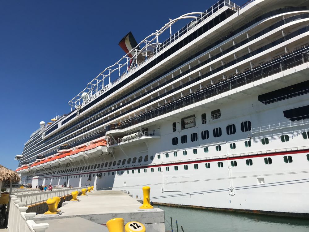 Carnival Vista docked in Roatan