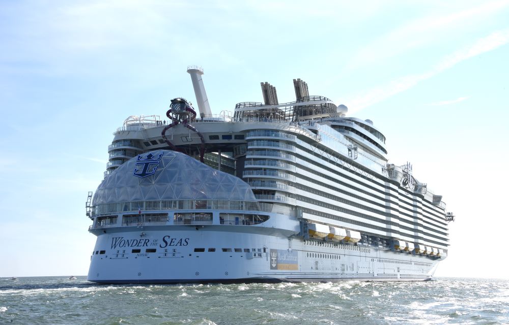 Aft view of Wonder of the Seas